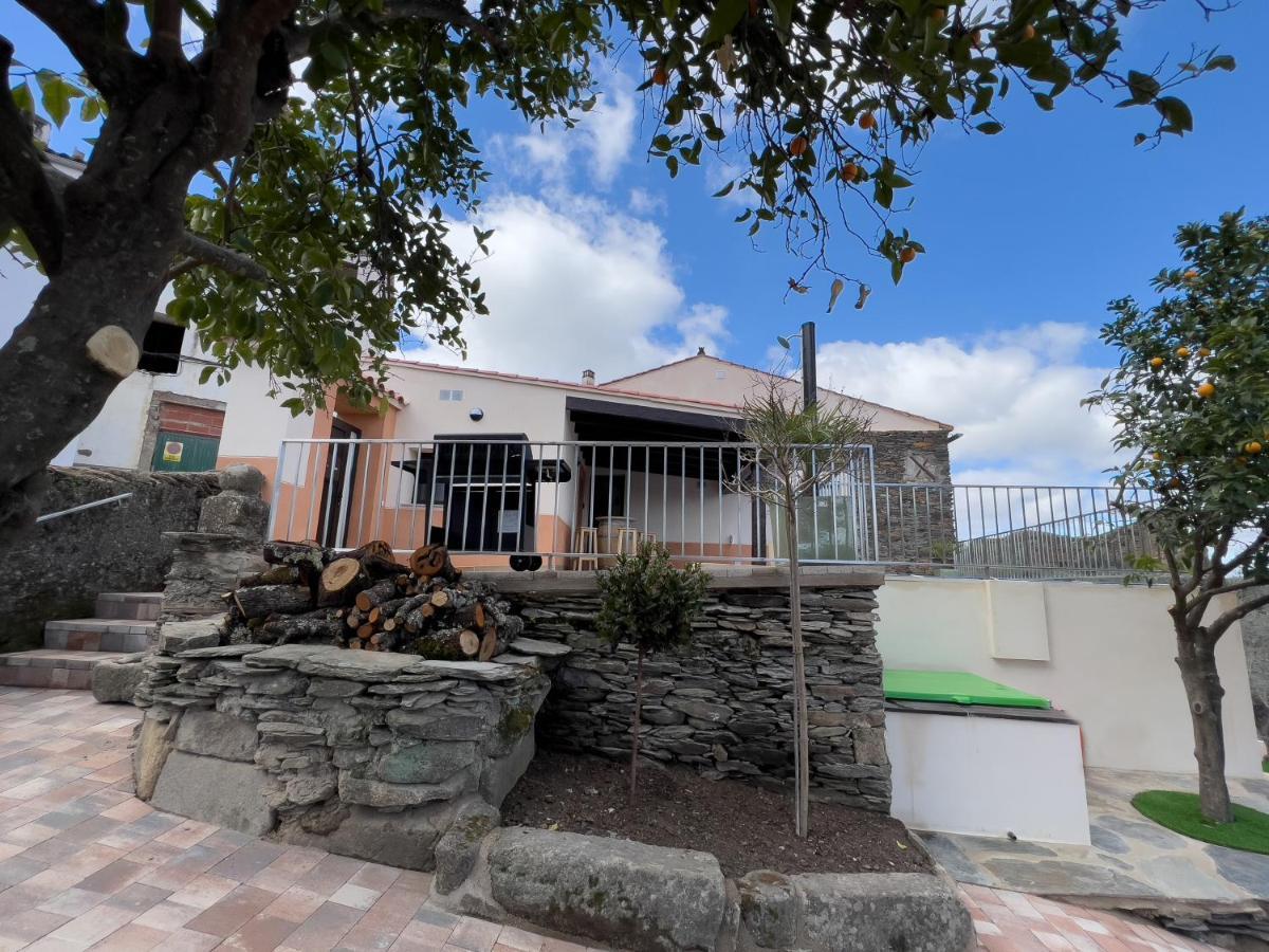 Villa Casalagata Alcántara Esterno foto